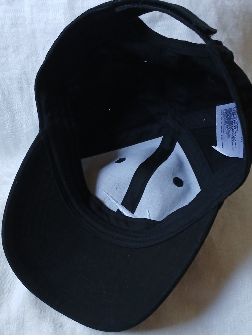 Nike Toddler Club Cap Embroidered Nike Swoosh Logo Black Adjustable Size 2T-4T - Picture 2 of 5